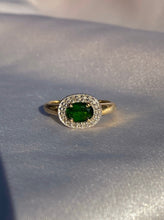 Load image into Gallery viewer, Vintage 9k Gold Peridot Diamond Crown Ring

