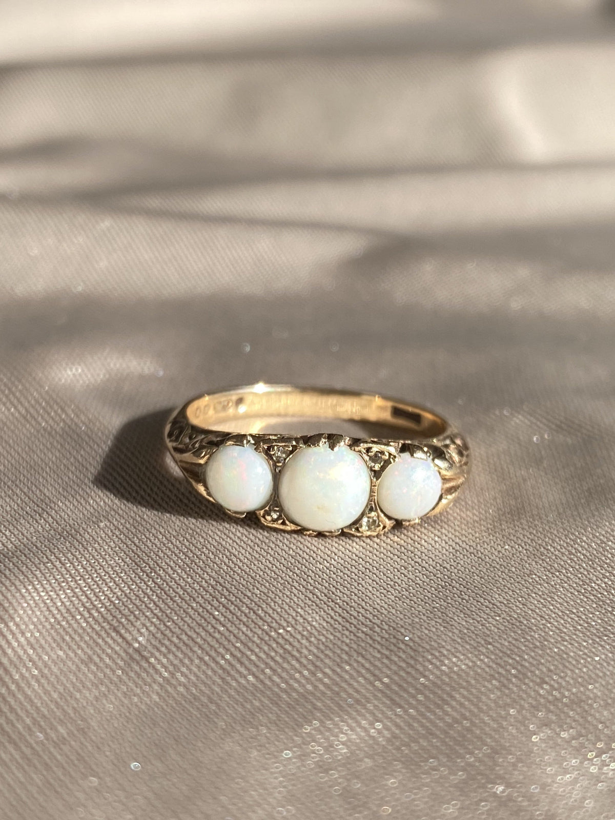 Vintage Gypsy Opal Diamond 9k Gold Trilogy Ring