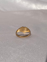 Load image into Gallery viewer, Vintage 9k Heart Signet Ring
