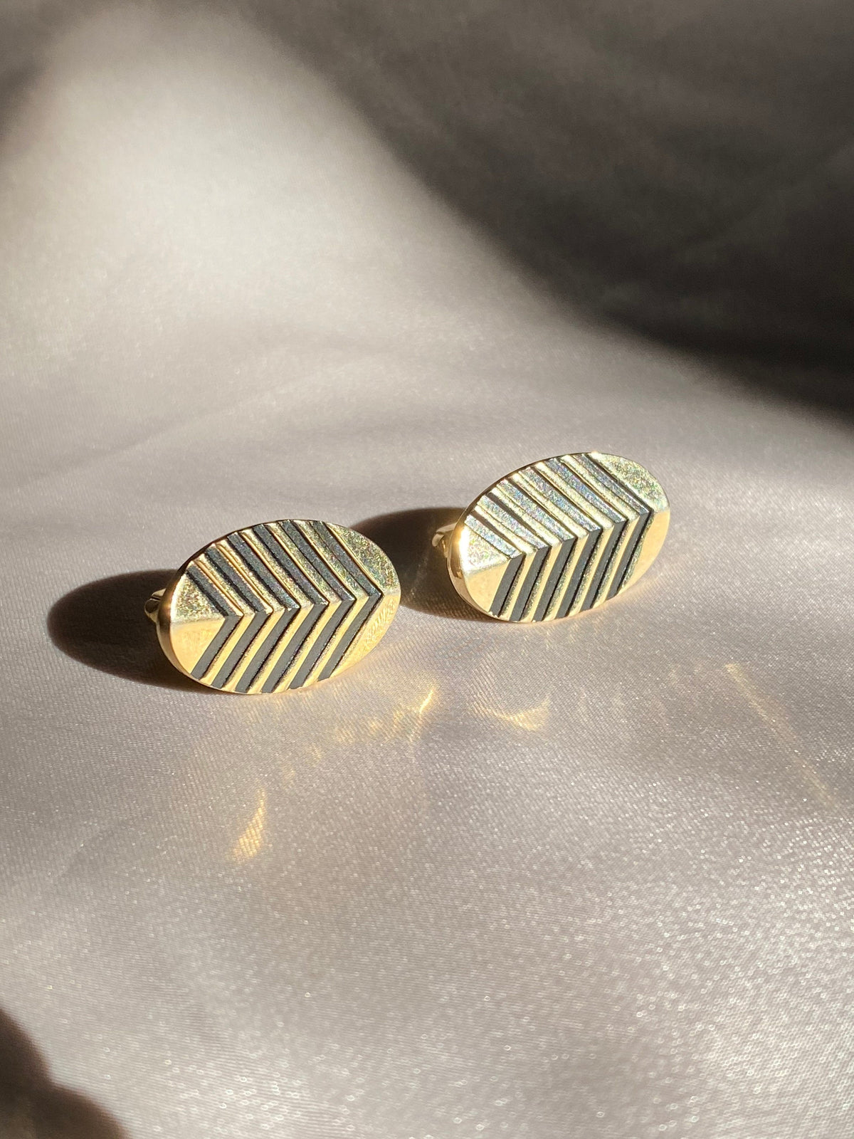 Vintage Mens Chevron Cuff Links