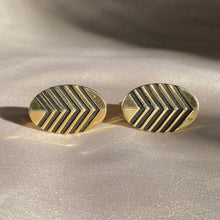Load image into Gallery viewer, Vintage Mens Chevron Cuff Links
