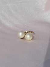 Load image into Gallery viewer, Antique 18k Double Pearl Twist Ring
