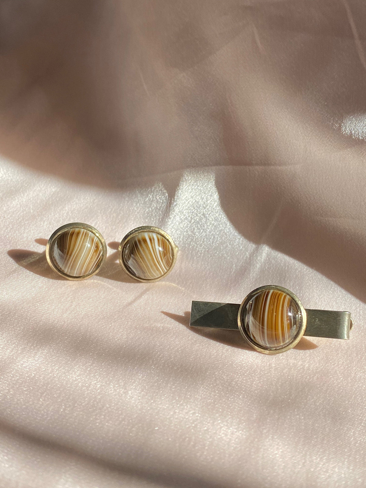 Vintage Mens Marbled Cuff Links + Tie Clip Set