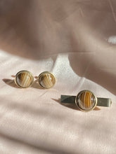 Load image into Gallery viewer, Vintage Mens Marbled Cuff Links + Tie Clip Set
