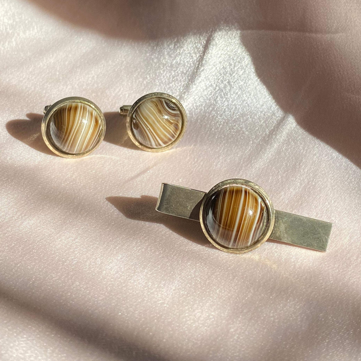 Vintage Mens Marbled Cuff Links + Tie Clip Set