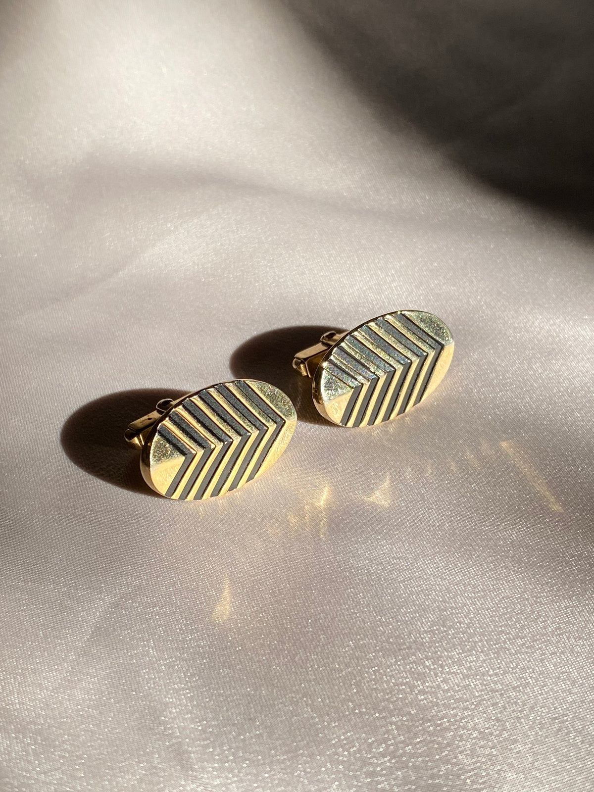 Vintage Mens Chevron Cuff Links