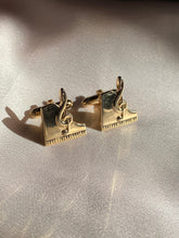 Load image into Gallery viewer, Vintage Mens Piano Music Note Cuff Links
