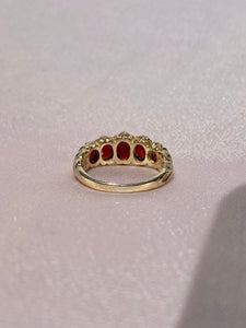 Vintage 9k Five Garnet Ring