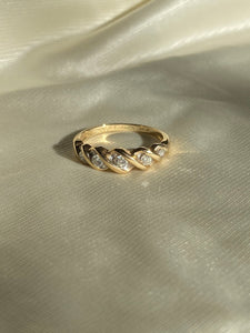 Vintage 14k Five Diamond Wave Ring