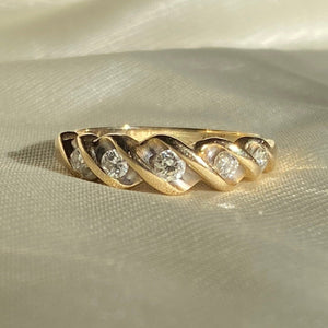 Vintage 14k Five Diamond Wave Ring