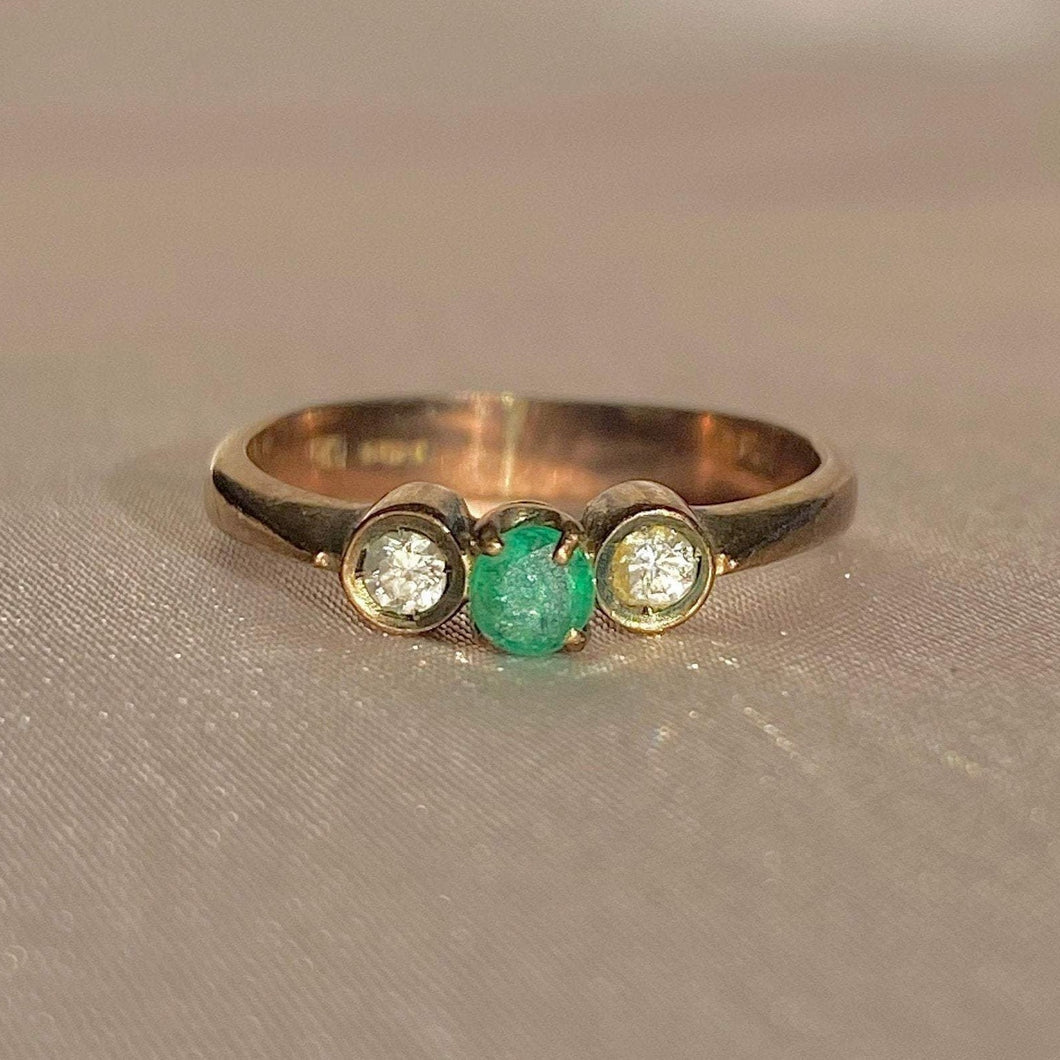 Vintage 9k Rose Gold Emerald Diamond Ring 1981