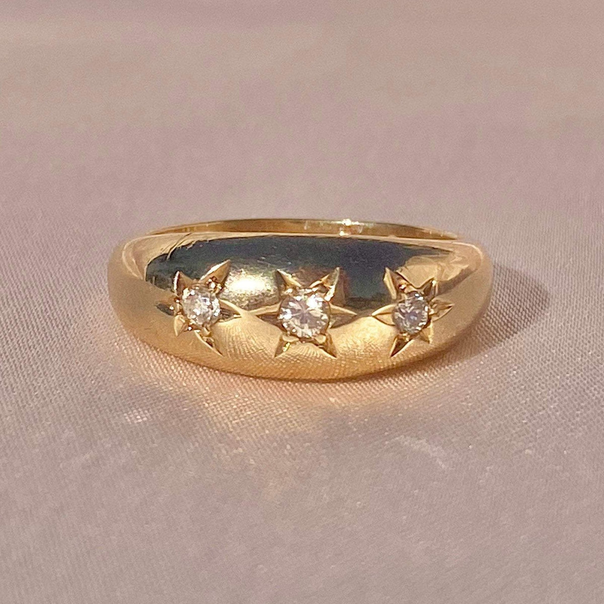Vintage 9k Gypsy Diamond Trilogy Ring 1985