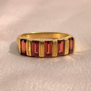 Vintage 9k Baguette Garnet Ring