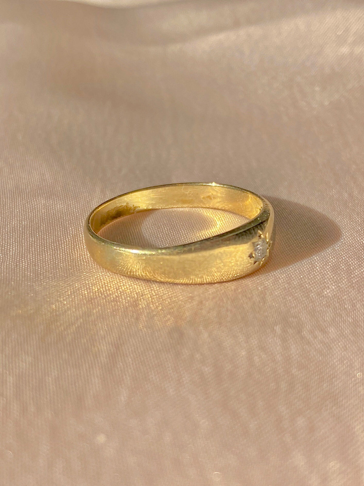 Vintage 9k Gypsy Starburst Diamond Skinny Band 1992