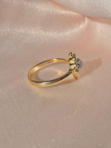 Vintage 9k Diamond Studded Flower Cluster Ring