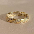 Vintage 9k White Yellow Gold Swirl Band