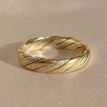 Load image into Gallery viewer, Vintage 9k White Yellow Gold Swirl Band
