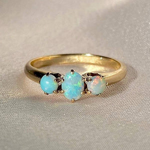 Vintage 14k Opal Art Deco Ring