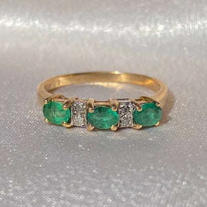 Vintage 10k Trilogy Emerald Diamond Ring