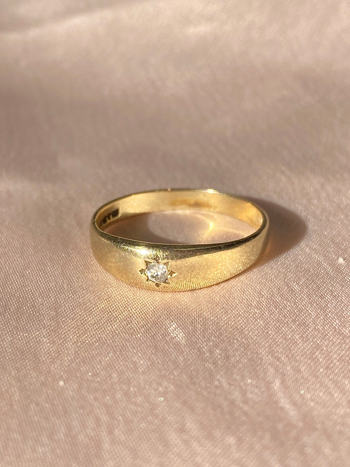 Vintage 9k Gypsy Starburst Diamond Skinny Band 1992