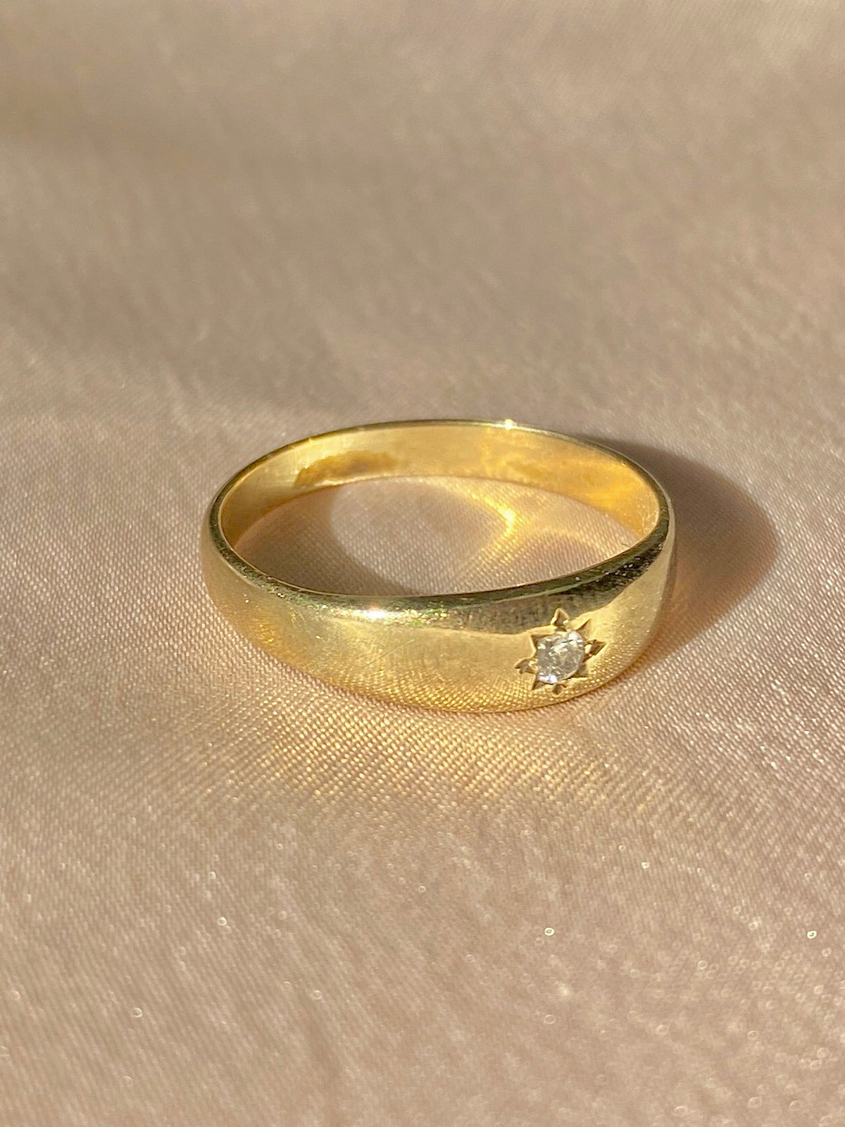 Vintage 9k Gypsy Starburst Diamond Skinny Band 1992