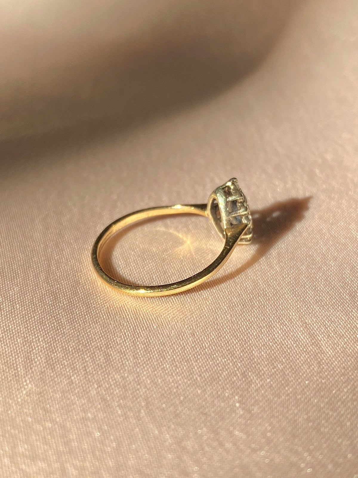 Vintage 9k Sapphire Diamond Cluster 1984
