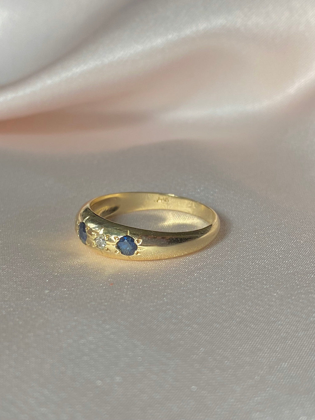 Vintage 9k Sapphire Diamond Eternity Gypsy Ring