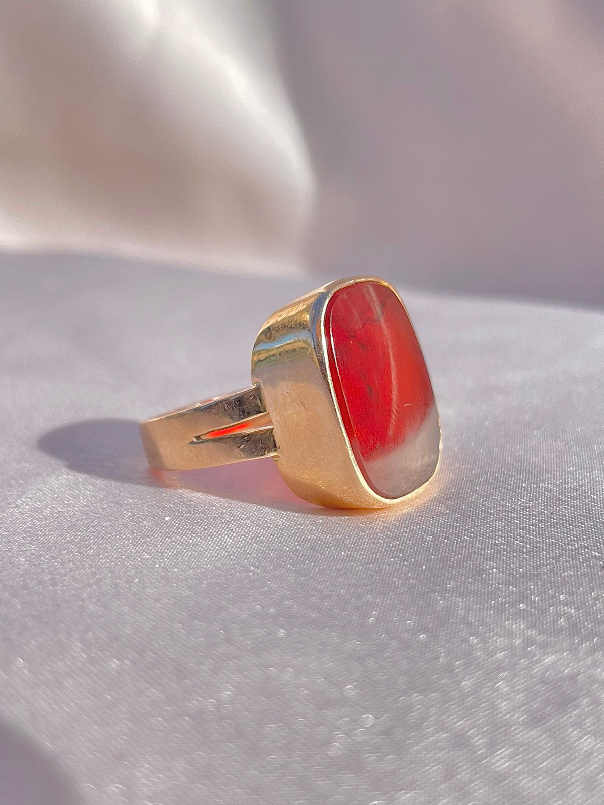 Vintage 9k Carnelian Cocktail Ring