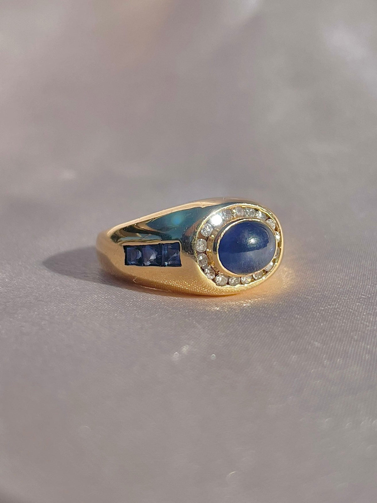 Vintage 14k Sapphire Cabochon Baguette Diamond Ring
