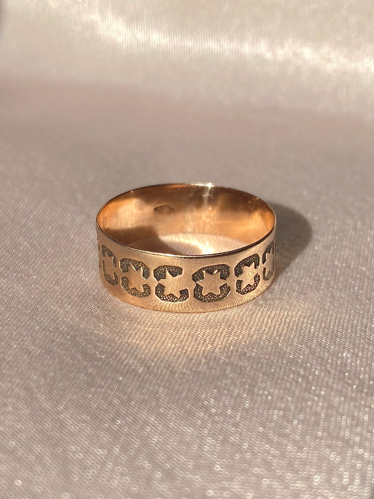 Antique 10k Eternity Star Cigar Band
