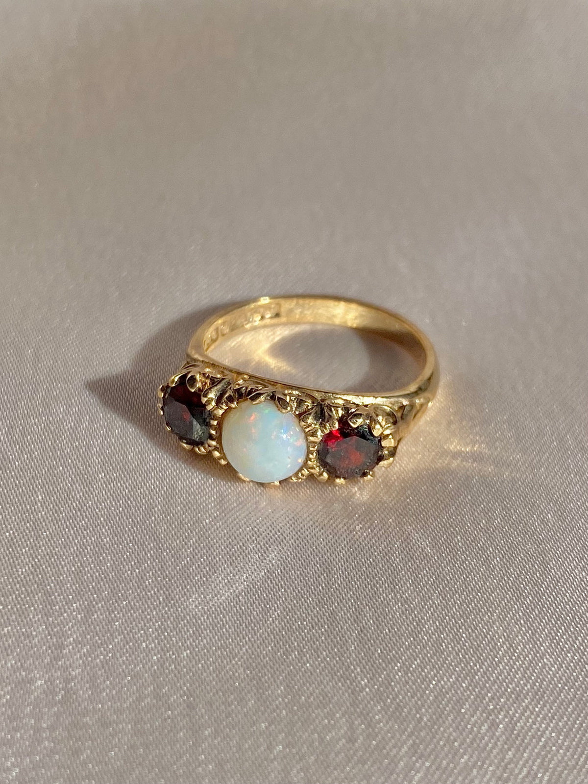 Vintage 9k Garnet Opal Boat Ring 1989