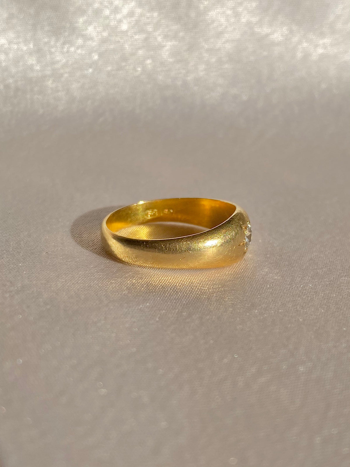 Antique 18k Diamond Solitaire Gypsy Ring 1887