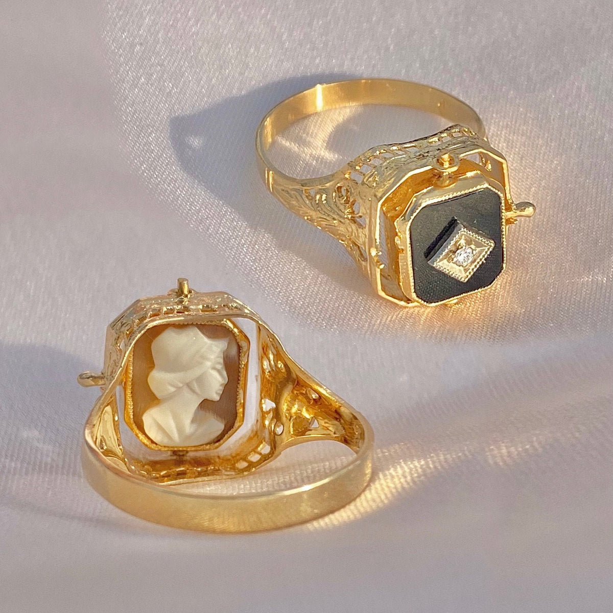 Vintage 14k Diamond Onyx Cameo Agate Swivel Ring