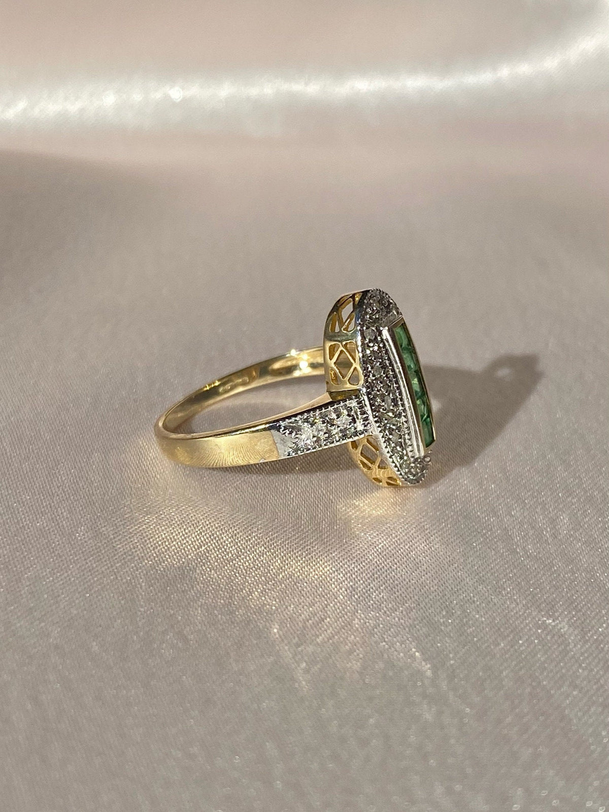 9k Emerald Diamond Deco Cathedral Revival Ring