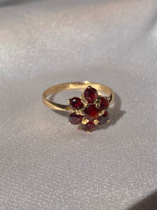 Vintage 9k Garnet Flower Cluster Ring 1992
