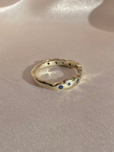 Vintage 14k White Gold Sapphire Wave Ring