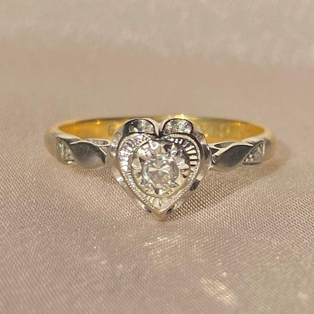 Vintage 18k Diamond Heart Ring 1968