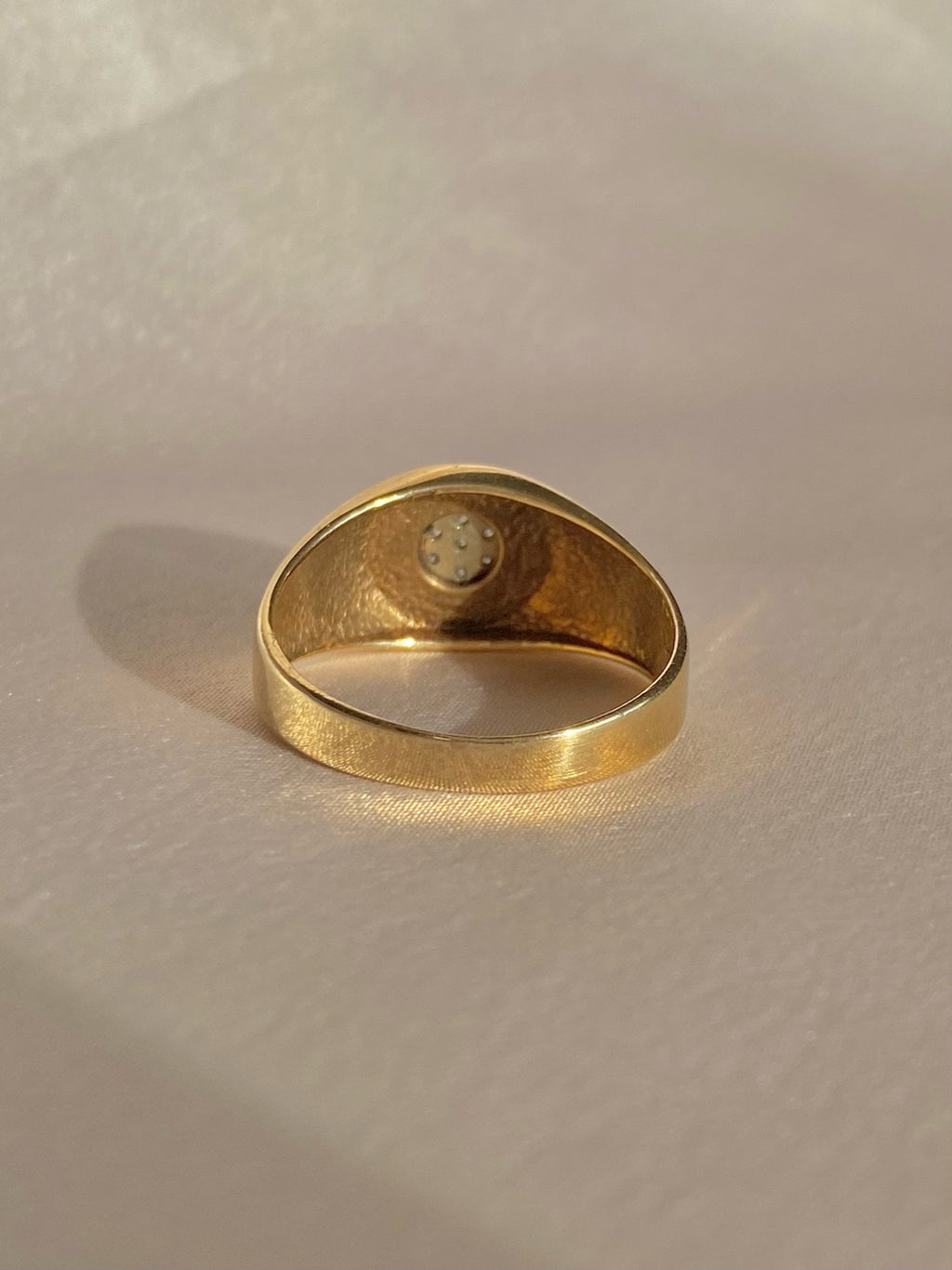 Vintage 10k Circle Diamond Cluster Ring