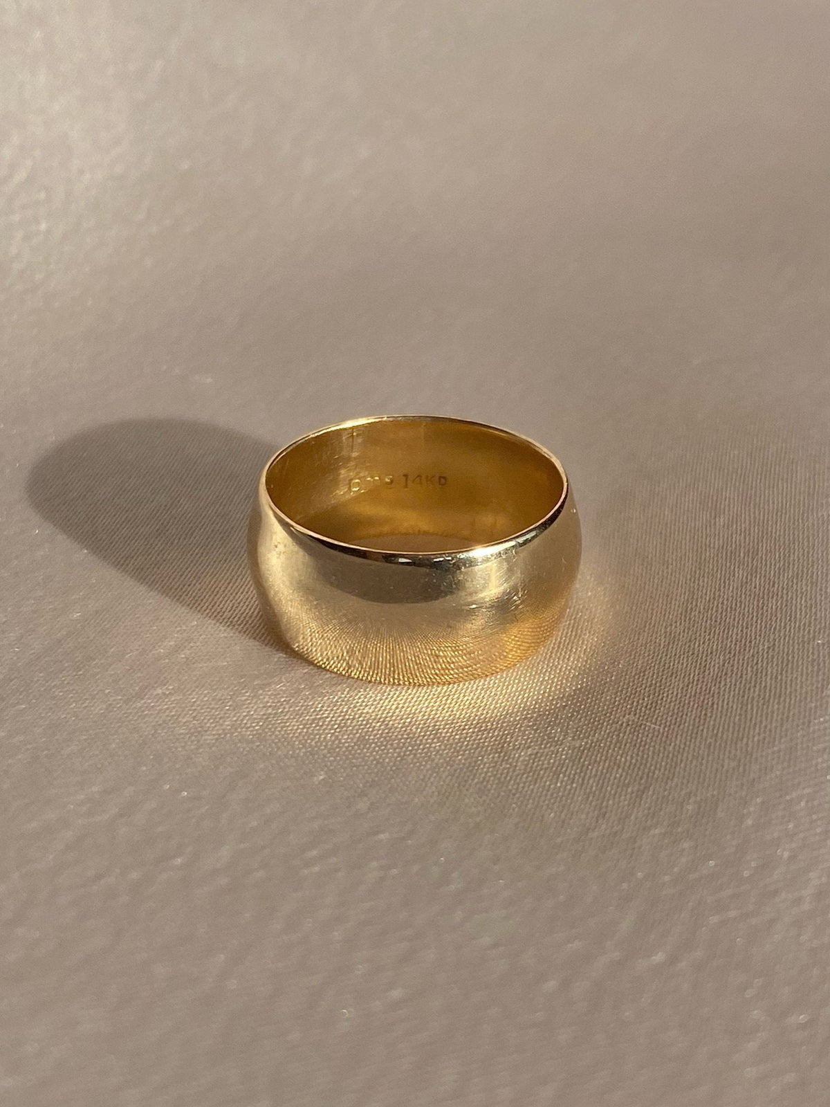 Vintage 14k Convex Wide Cigar Band
