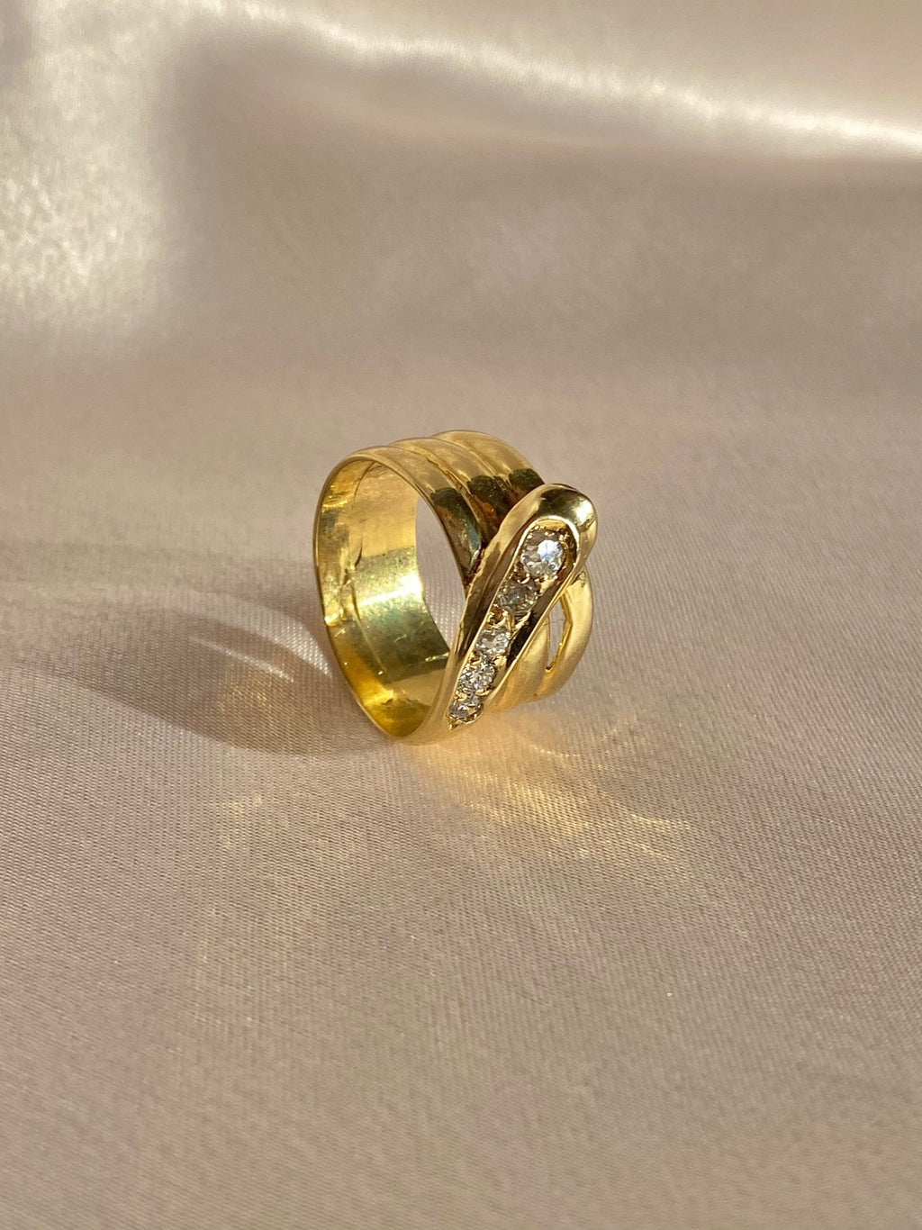 Antique 18k Graduating Old Cut Diamond Snake Ring