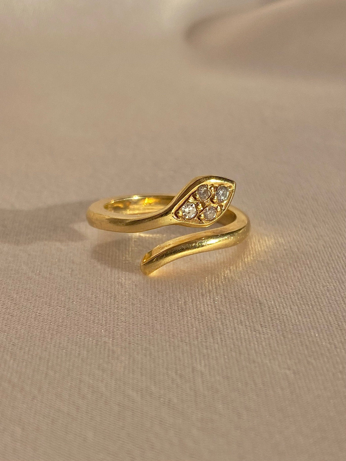 Vintage 18k Diamond Snake Wrap Ring