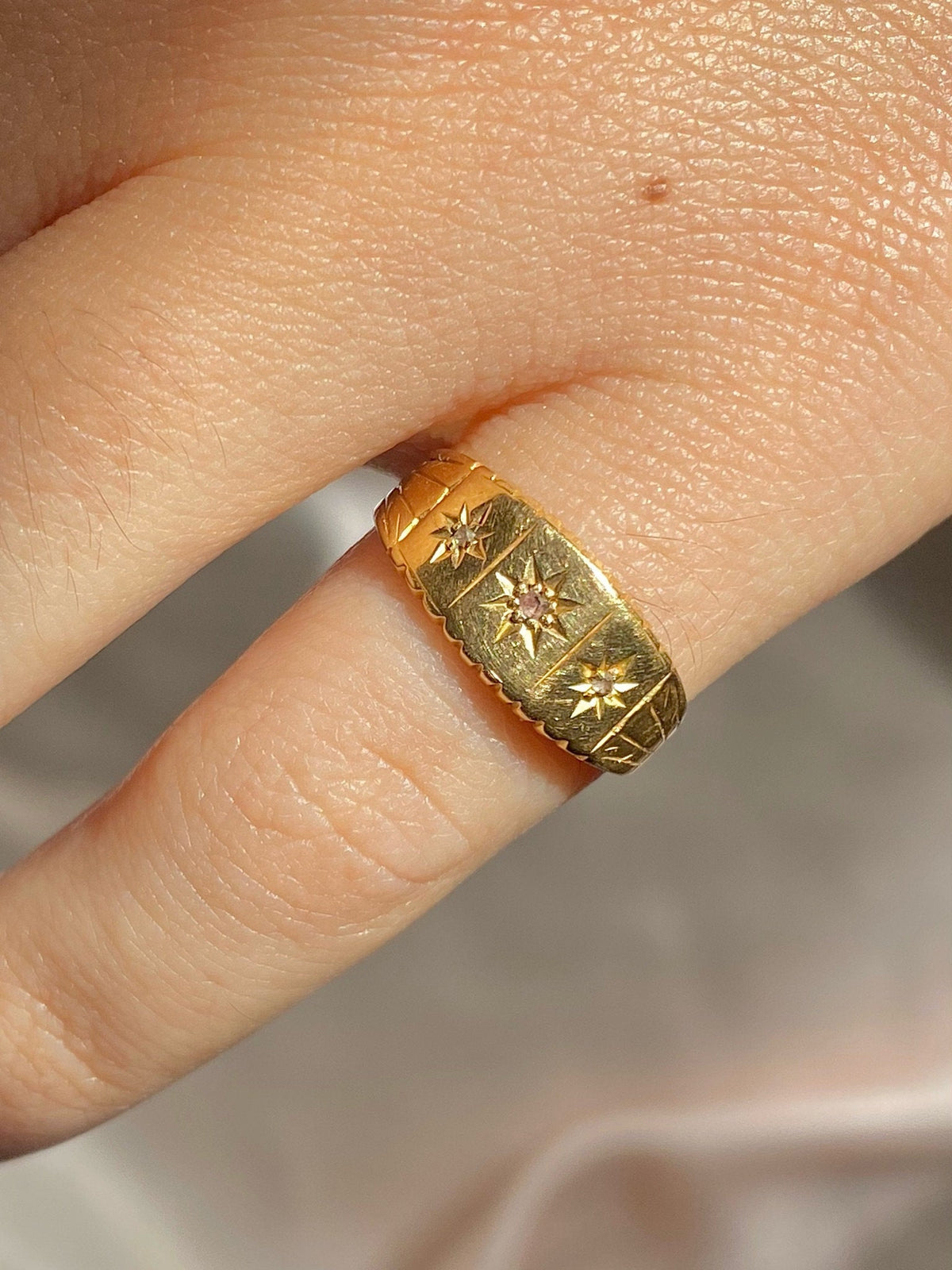 Antique 18k Diamond Paneled Starburst Trilogy Gypsy Ring