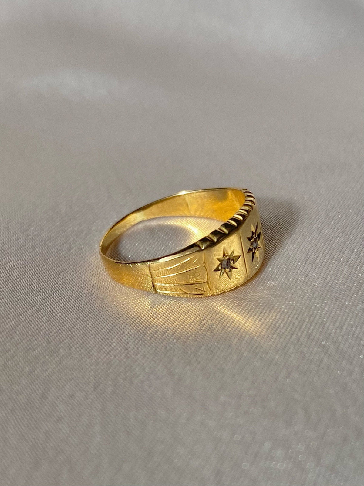 Antique 18k Diamond Paneled Starburst Trilogy Gypsy Ring