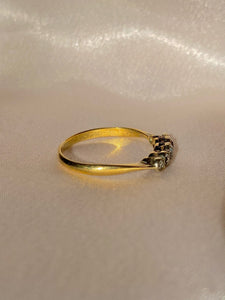 Vintage 18k Graduating Diamond Bezel Ring