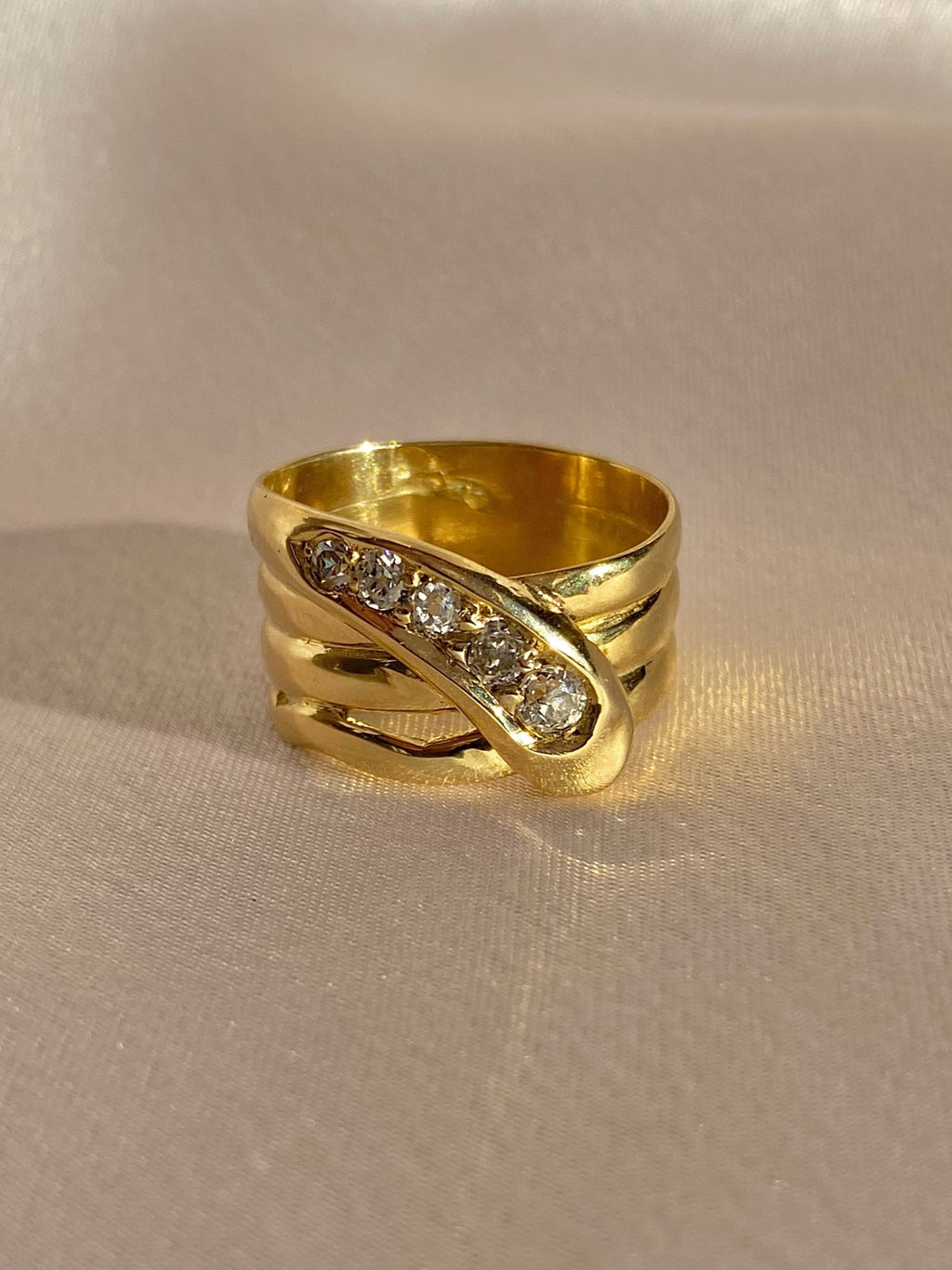 Antique 18k Graduating Old Cut Diamond Snake Ring