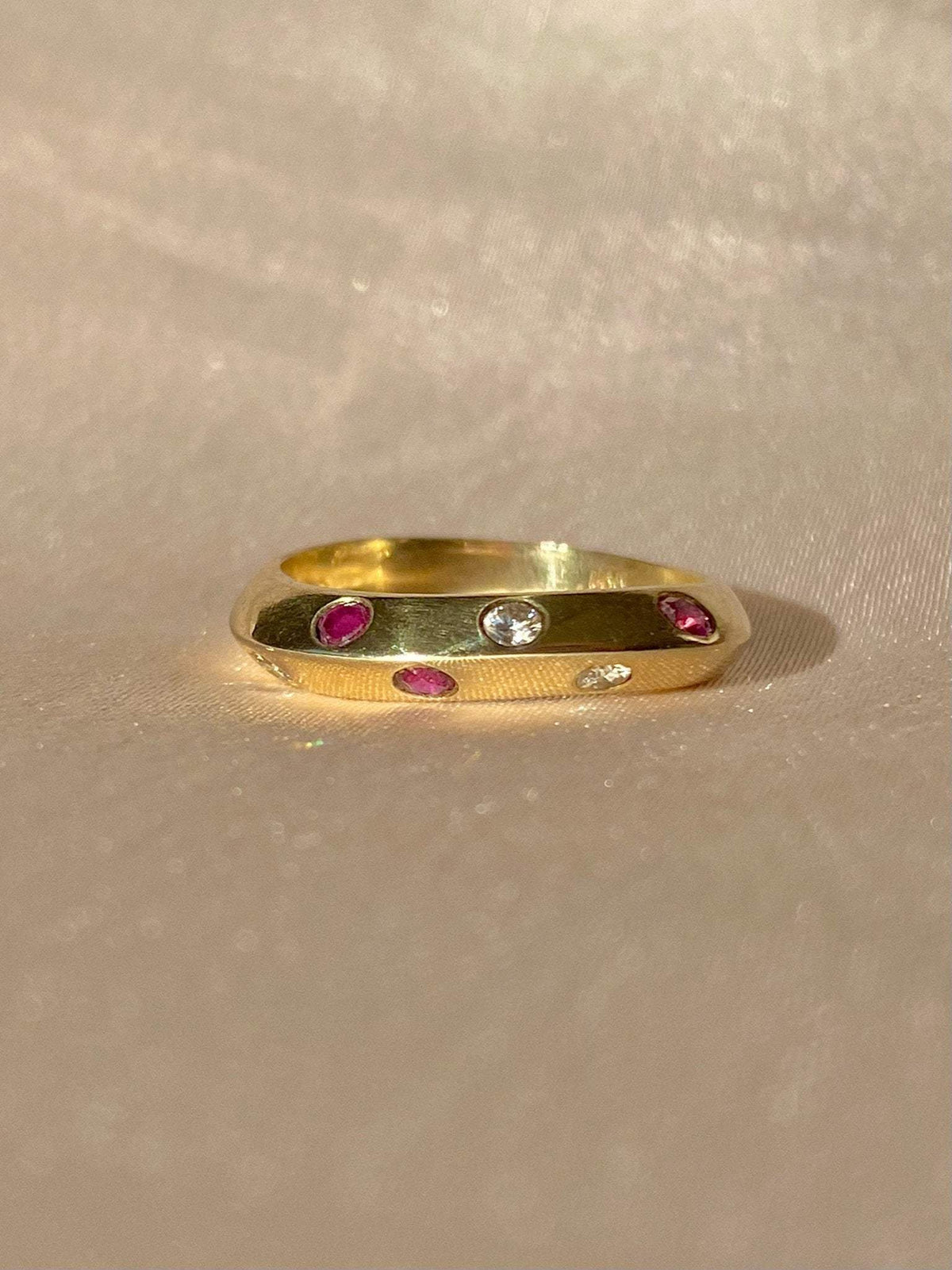 Vintage 14k Ruby Diamond Knife Edge Ring