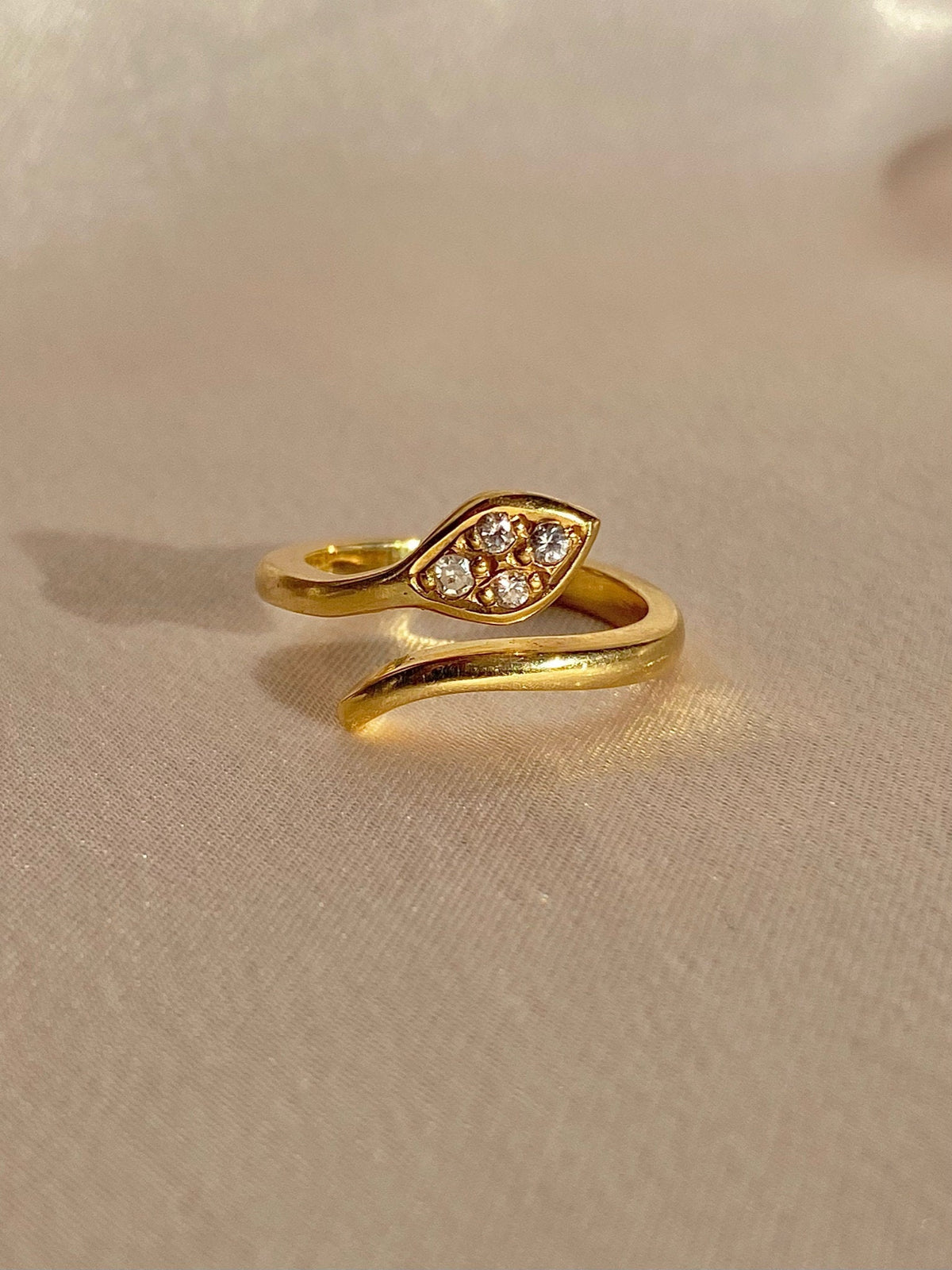 Vintage 18k Diamond Snake Wrap Ring