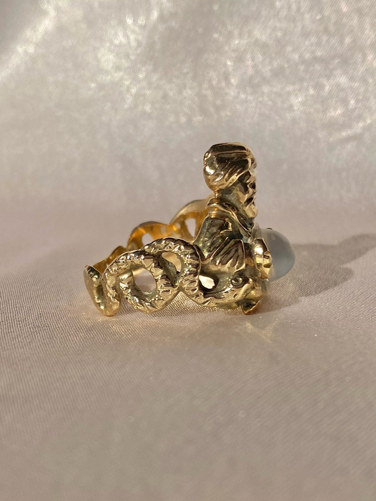 Vintage 10k Moonstone Genie Serpent Cabochon Ring