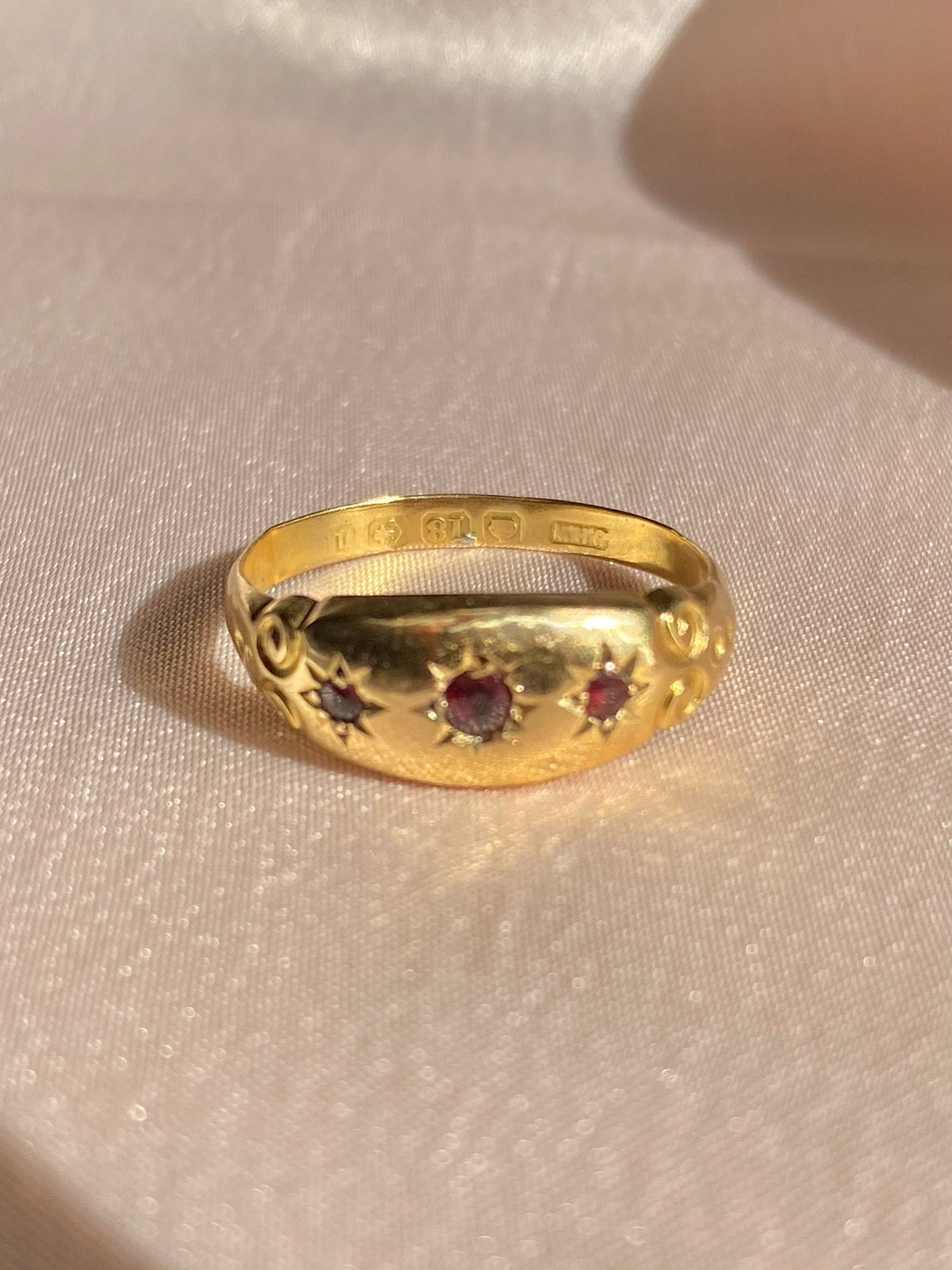 Antique 18k Garnet Trilogy Gypsy Ring 1912