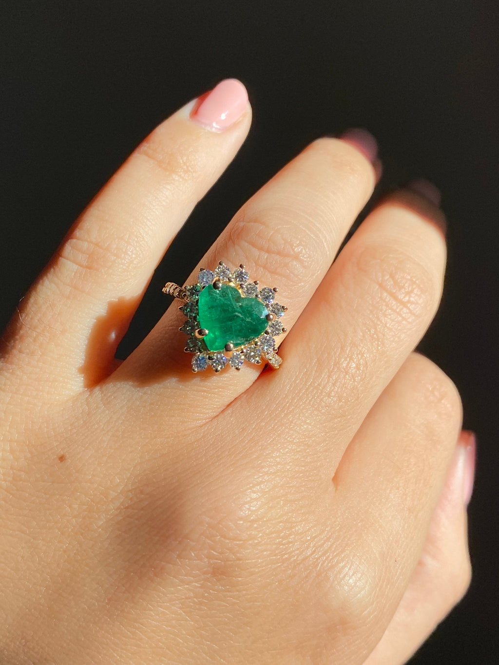 Vintage 14k Emerald Diamond Halo Heart Ring